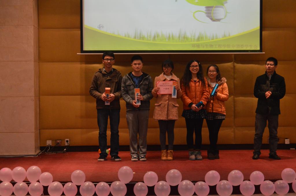 冠军队伍“十八岁的环保队”